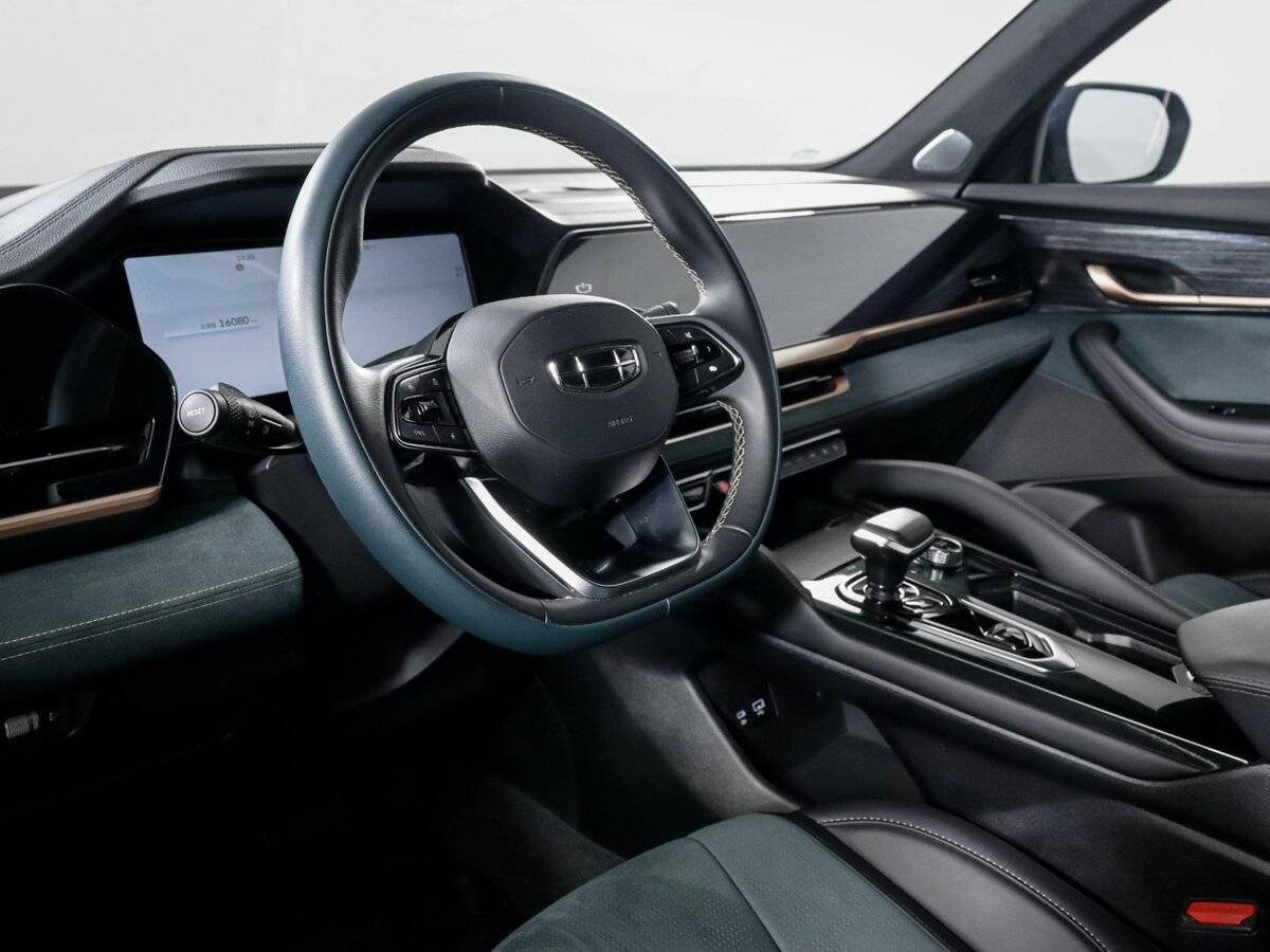 Geely Monjaro I, 2023 Фото №13