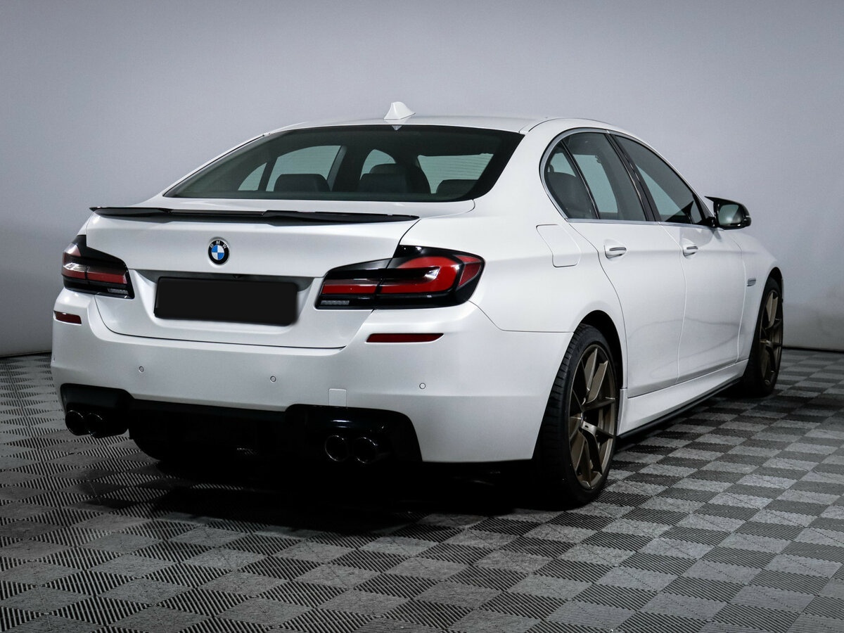 BMW 5 серии 530d xDrive VI (F10/F11/F07) Рестайлинг, 2016 Фото №4