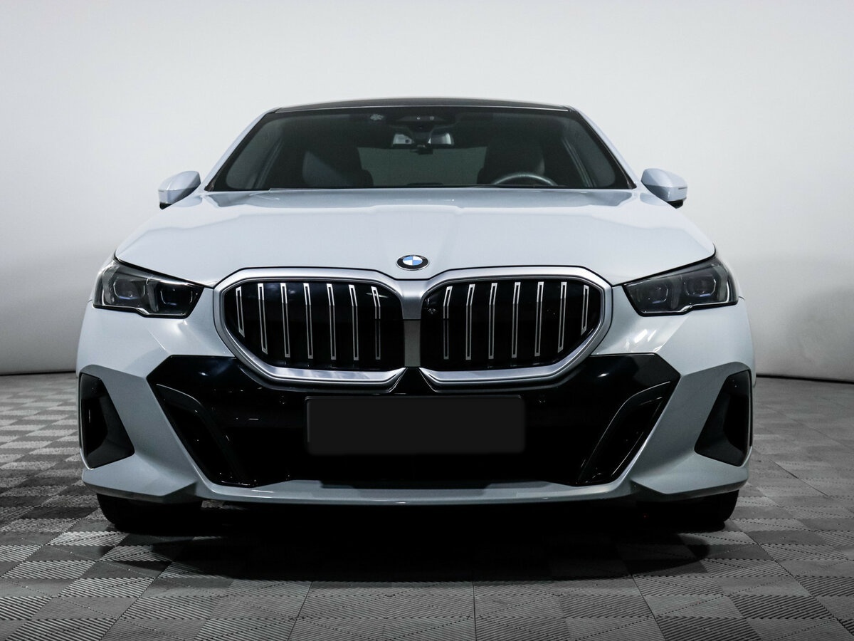 BMW 5 серии 530i xDrive VIII (G60/G61/G68), 2023 - 16 000 км. | Фото №2