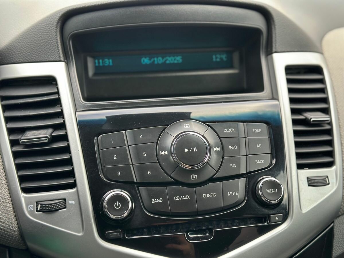 Chevrolet Cruze I Рестайлинг, 2012 Фото №9