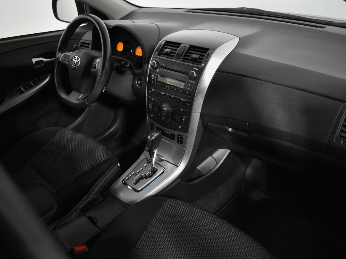 Toyota Corolla X (E140, E150) Рестайлинг, 2011 Фото №9