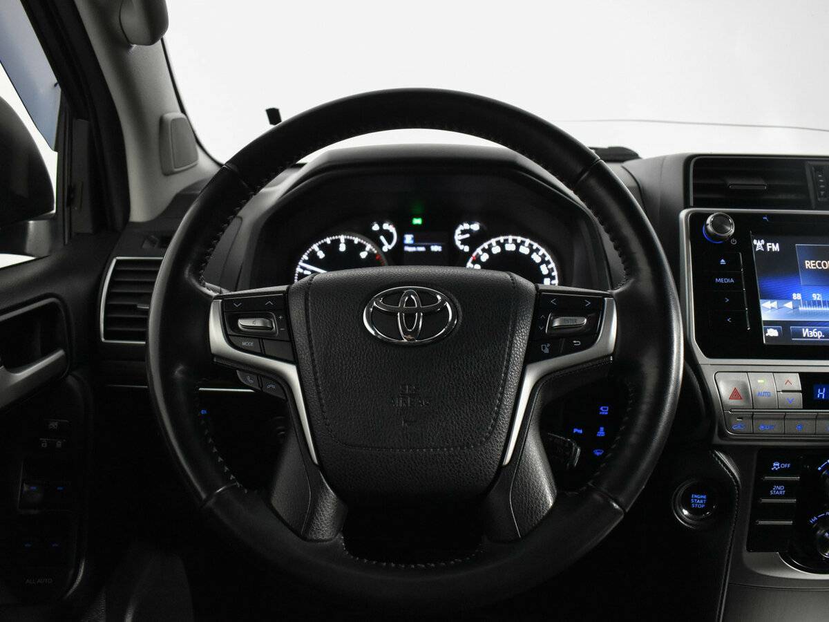 Toyota Land Cruiser Prado 150 Series Рестайлинг 2, 2018 Фото №20
