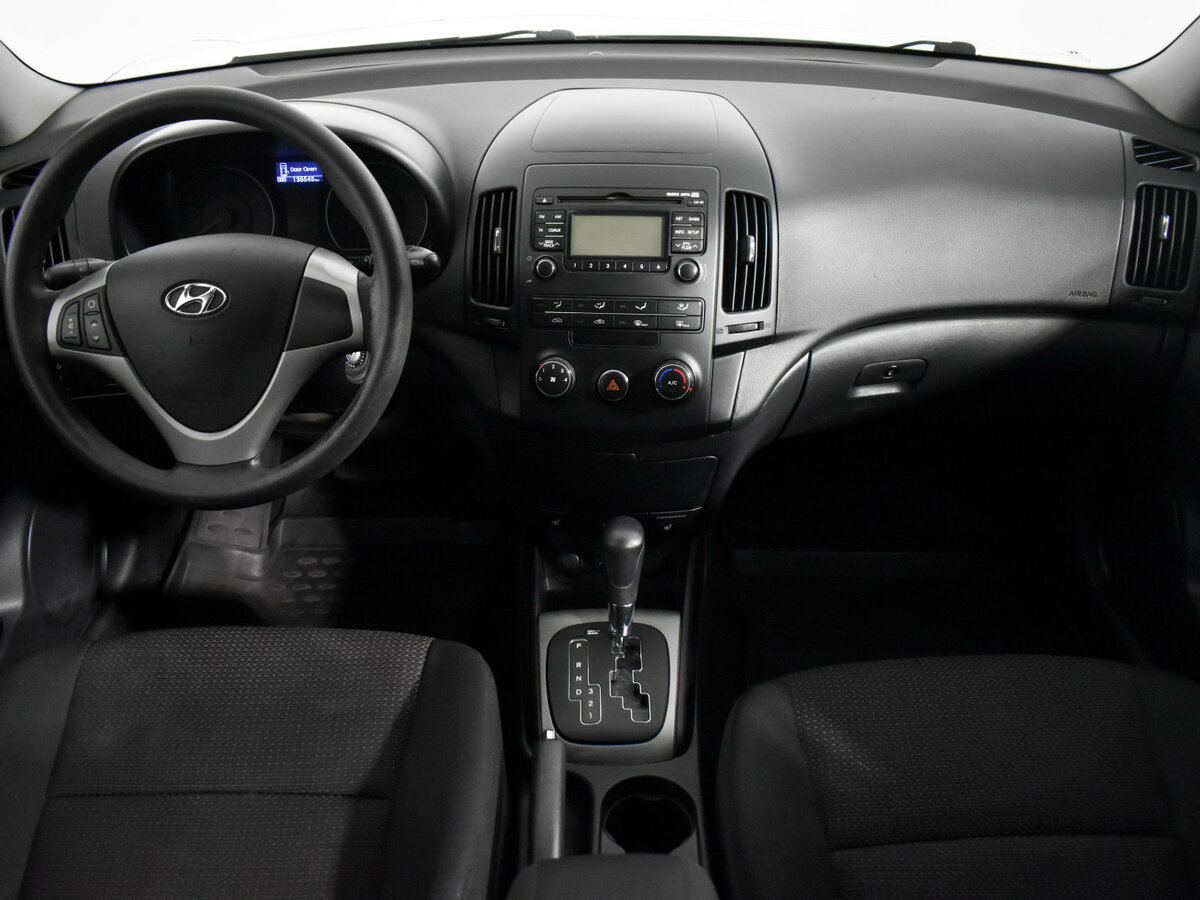 Hyundai i30 I Рестайлинг, 2011 Фото №10