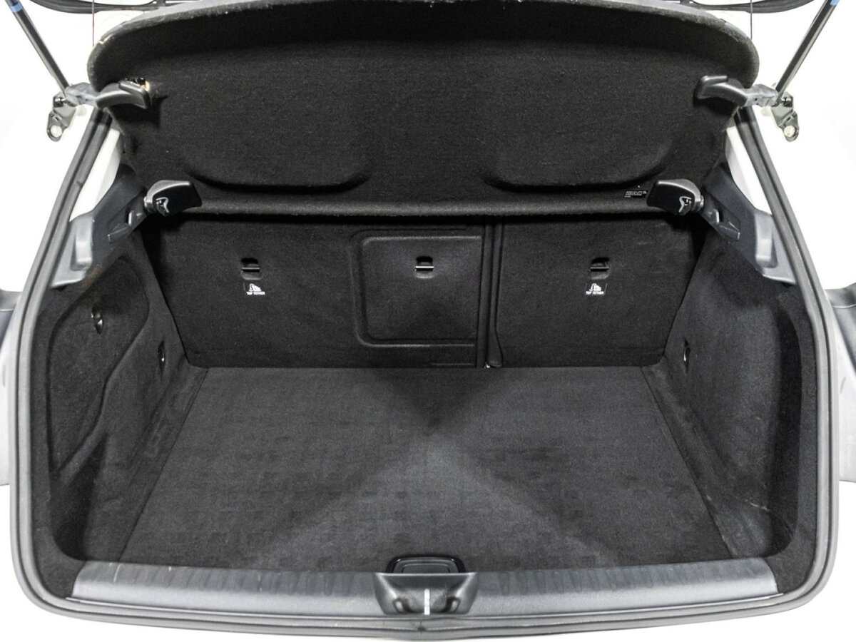 Mercedes-Benz GLA 200 I (X156), 2014 Фото №16