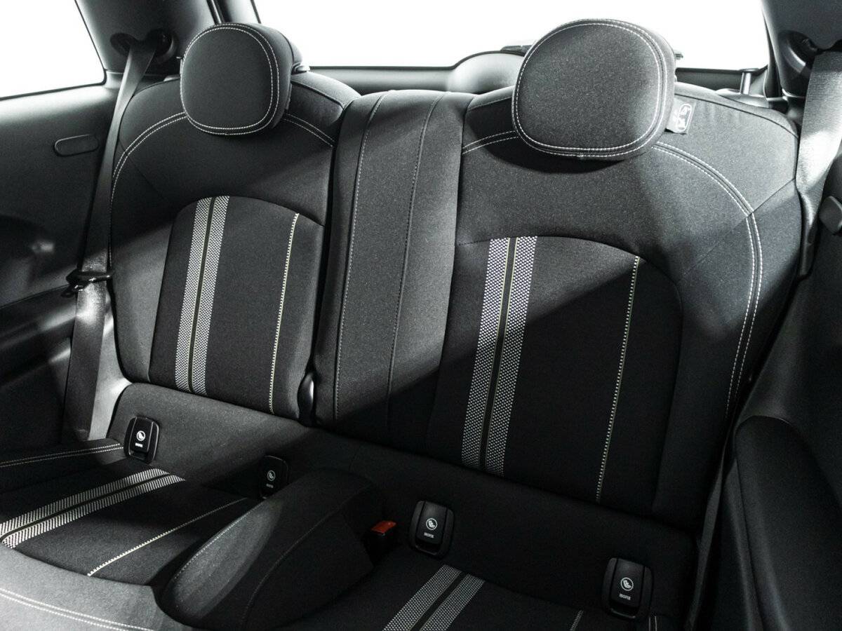 Mini Hatch JCW III (F55/F56) Рестайлинг, 2020 Фото №10