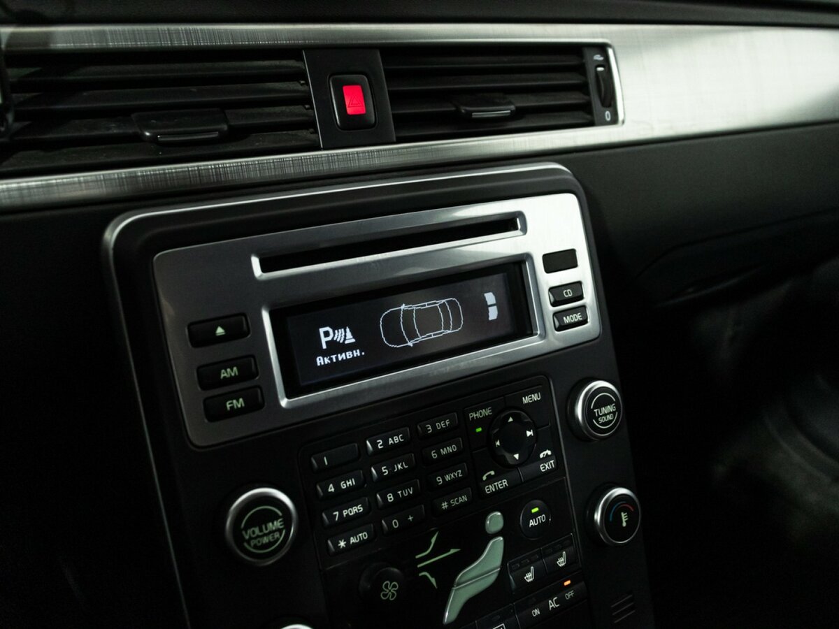 Volvo XC70 II, 2010 Фото №14