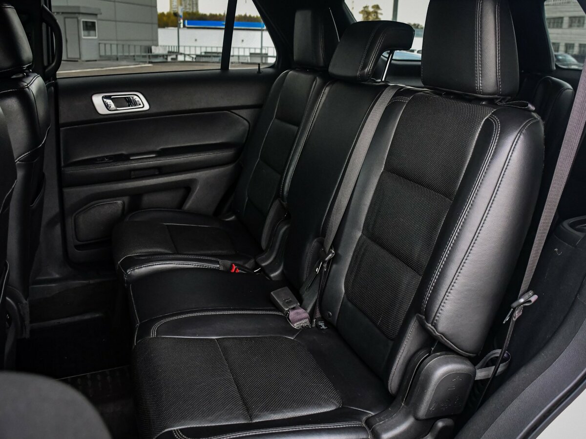 Ford Explorer V, 2012 Фото №13