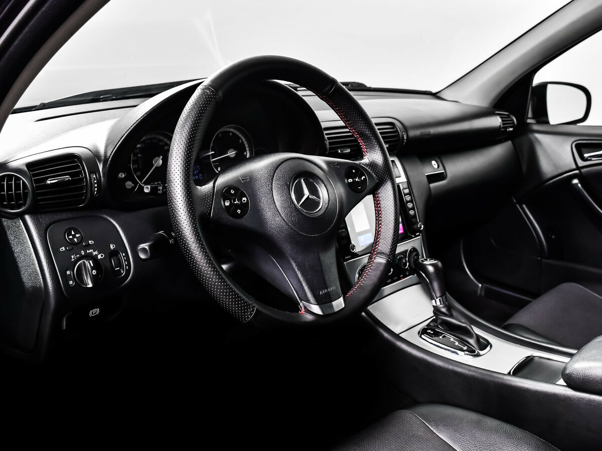 Mercedes-Benz CLC-Класс 180, 2009 Фото №9