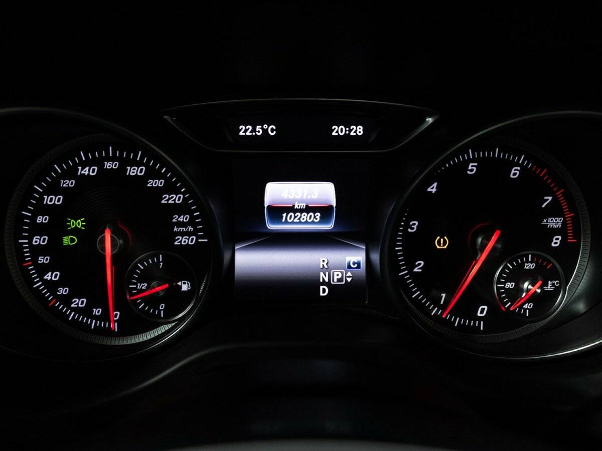 Mercedes-Benz GLA 250 I (X156) Рестайлинг, 2017 Фото №12