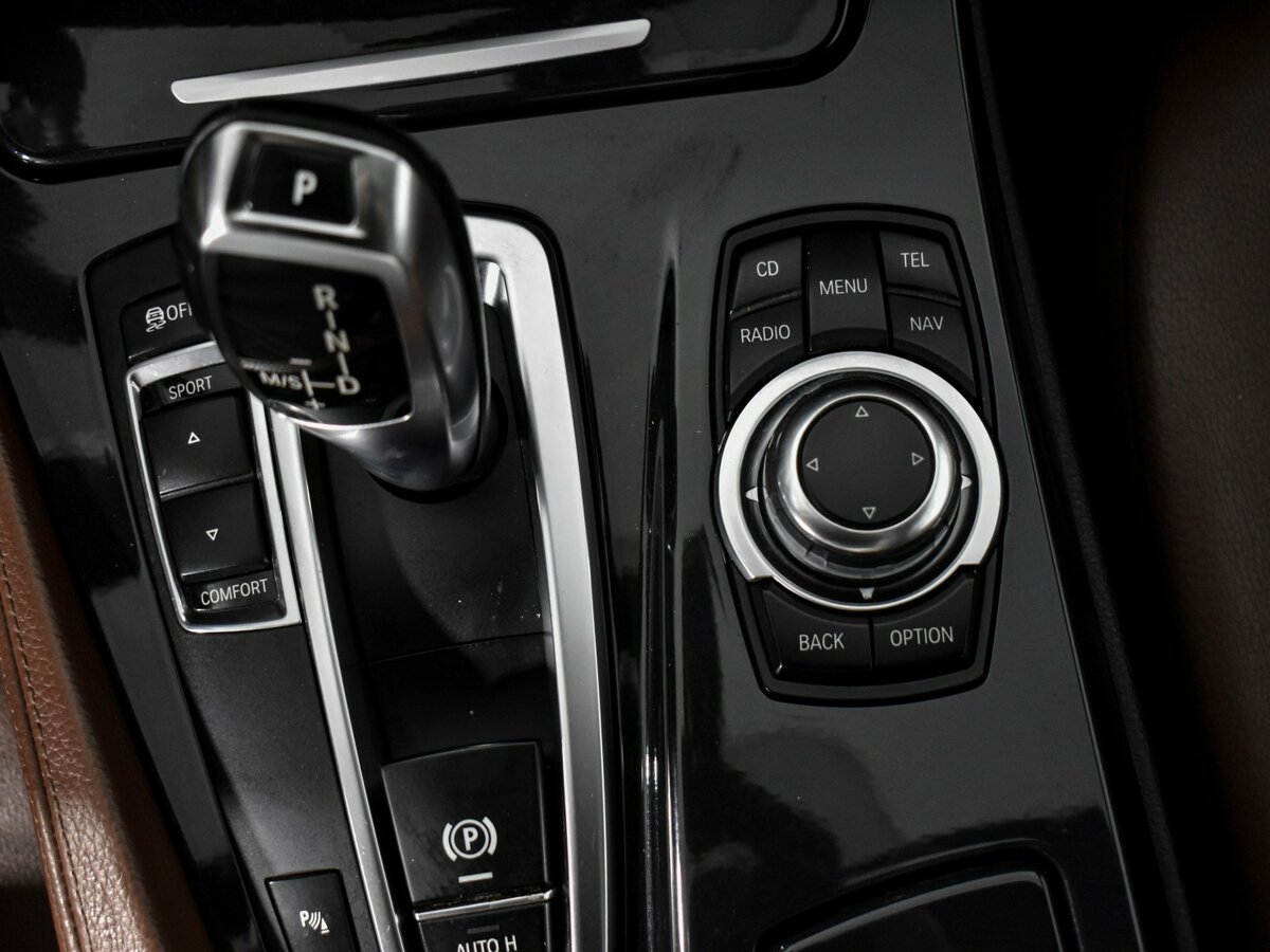 BMW 5 серии 520d VI (F10/F11/F07), 2011 Фото №11