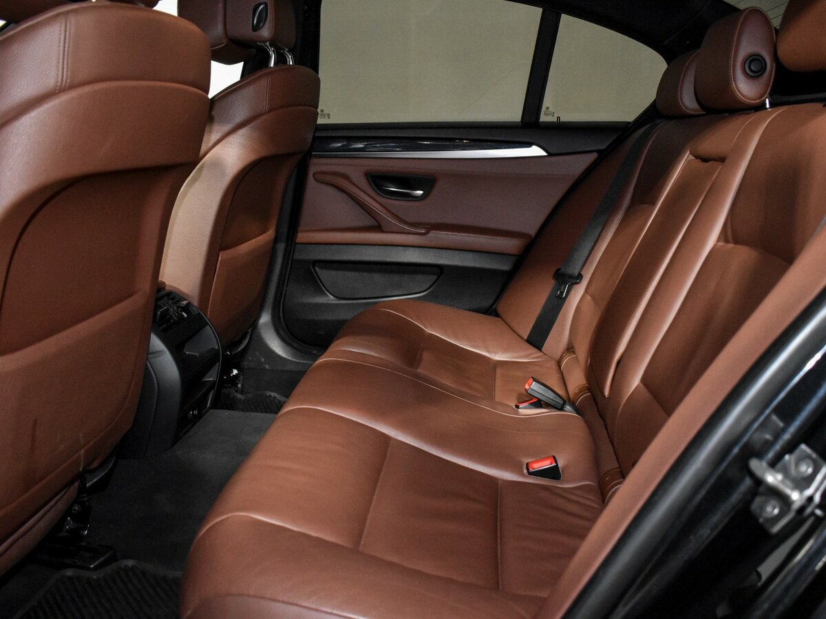 BMW 5 серии 520d VI (F10/F11/F07), 2011 Фото №12