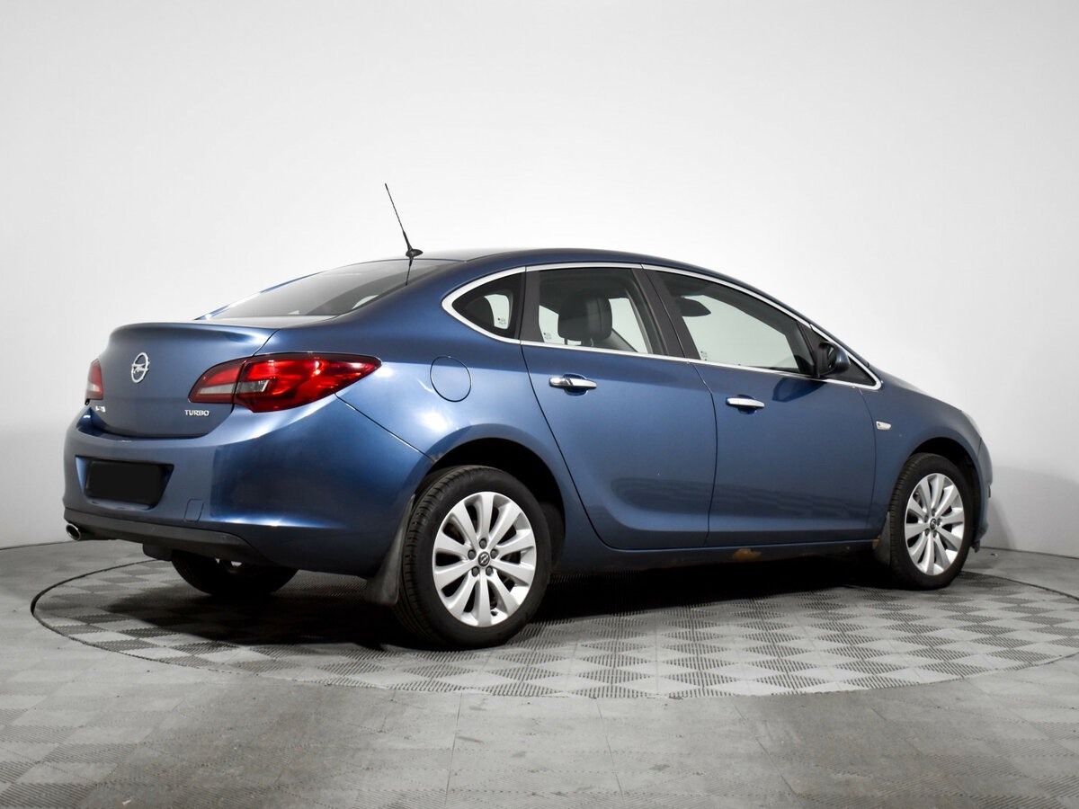Opel Astra J Рестайлинг, 2013 - 210 797 км. | Фото №4
