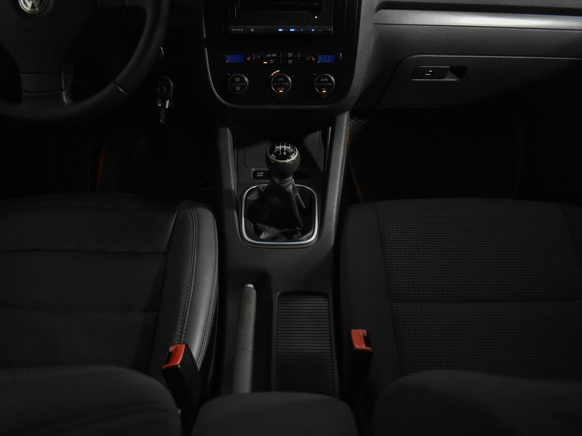 Volkswagen Jetta V, 2008 Фото №16