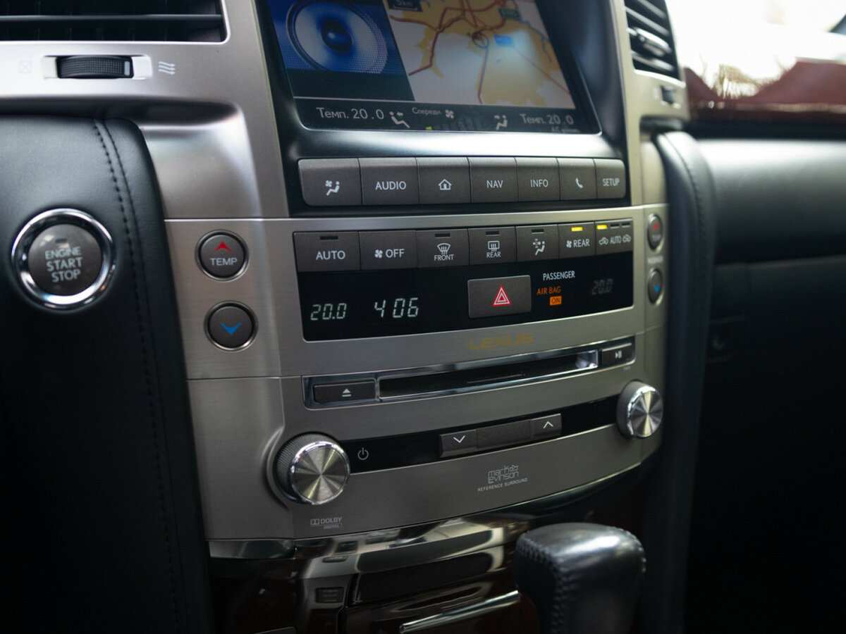 Lexus LX 570 III Рестайлинг, 2014 Фото №31