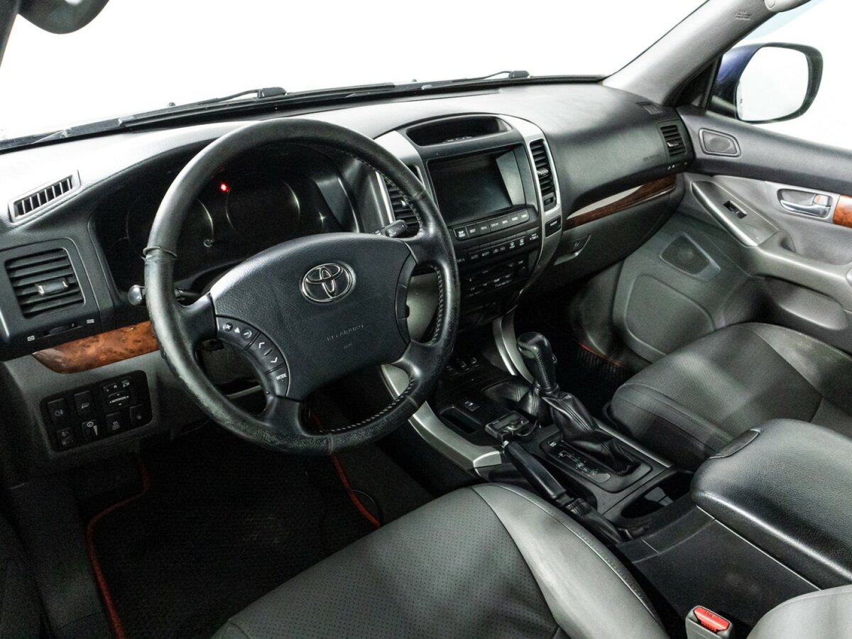 Toyota Land Cruiser Prado 120 Series Рестайлинг, 2007 Фото №11