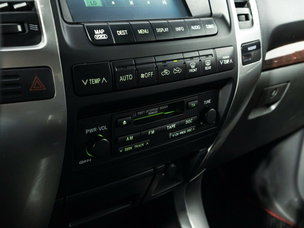 Toyota Land Cruiser Prado 120 Series Рестайлинг, 2007 Фото №17