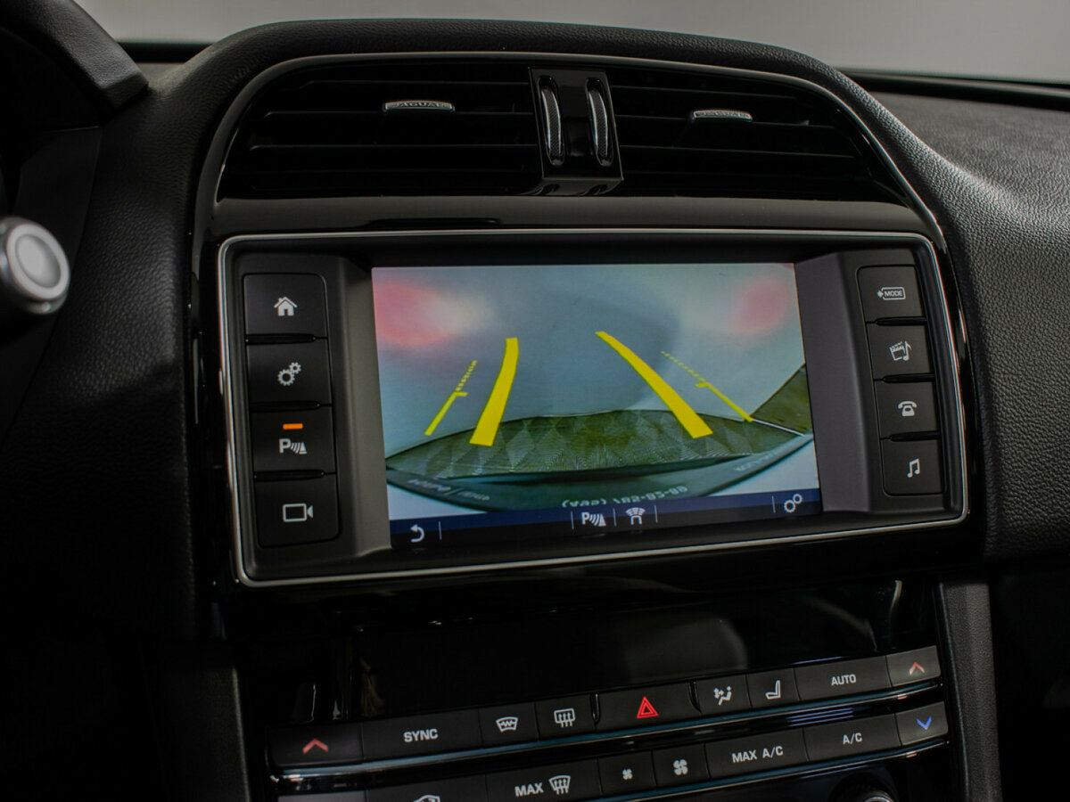 Jaguar F-Pace I, 2017 Фото №16