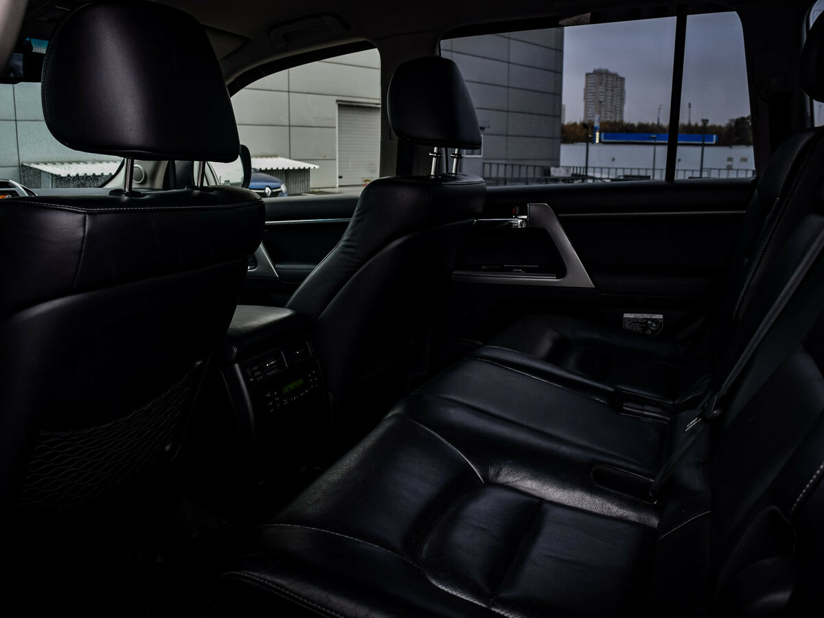 Toyota Land Cruiser 200 Series Рестайлинг 1, 2012 Фото №13