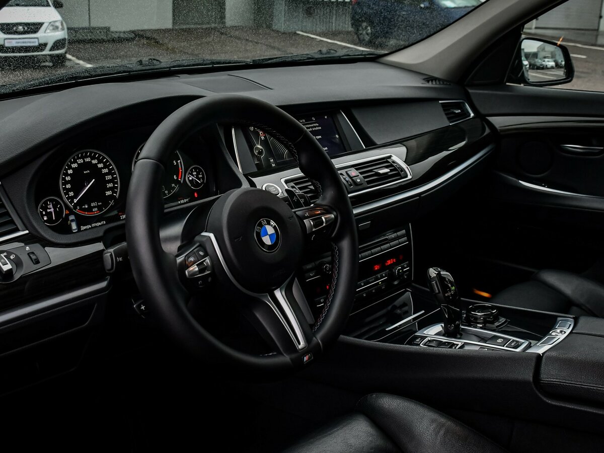 BMW 5 серии Gran Turismo 530d xDrive VI (F10/F11/F07) Рестайлинг, 2014 Фото №9