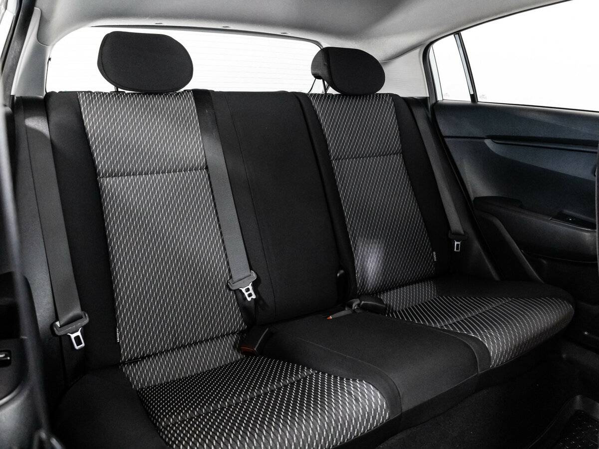 Kia Rio X-Line IV, 2018 Фото №14