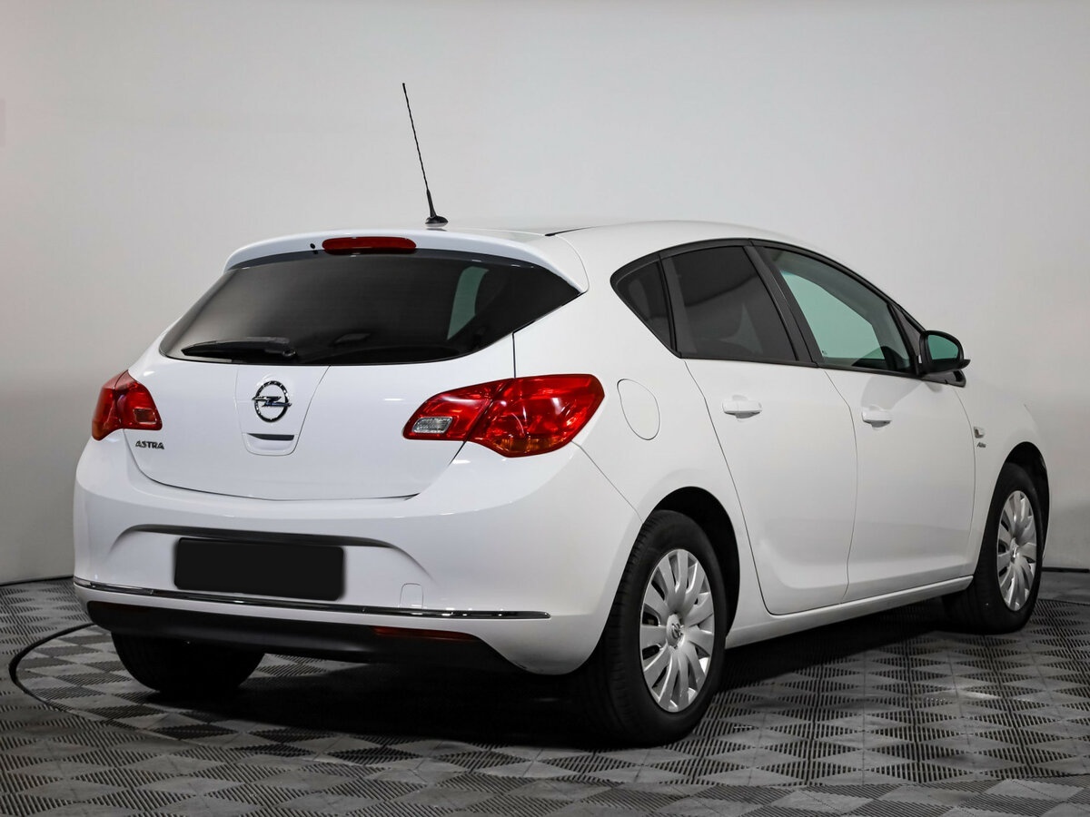 Opel Astra J Рестайлинг, 2014 - 95 950 км. | Фото №4