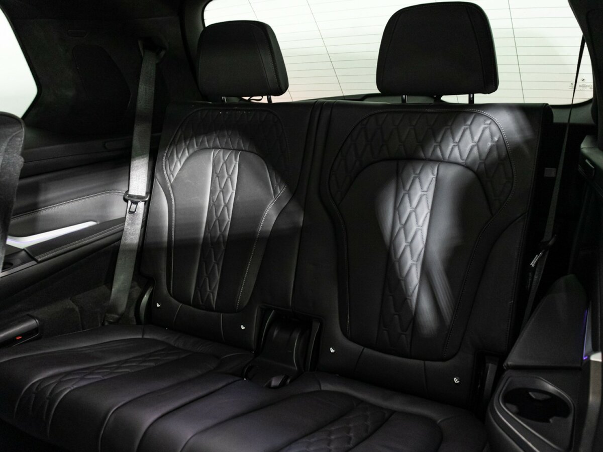 BMW X7 40d I (G07), 2021 Фото №17
