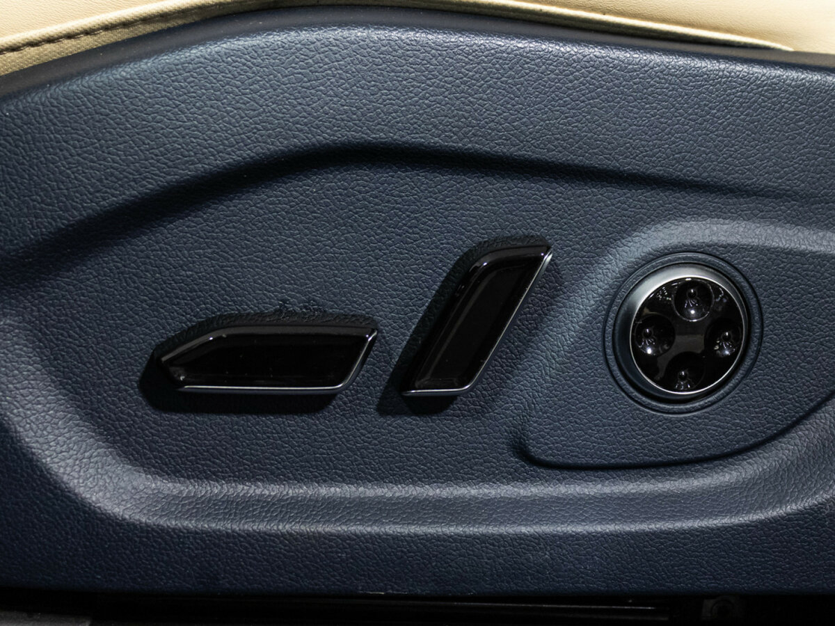 Voyah Free I Рестайлинг, 2023 Фото №14