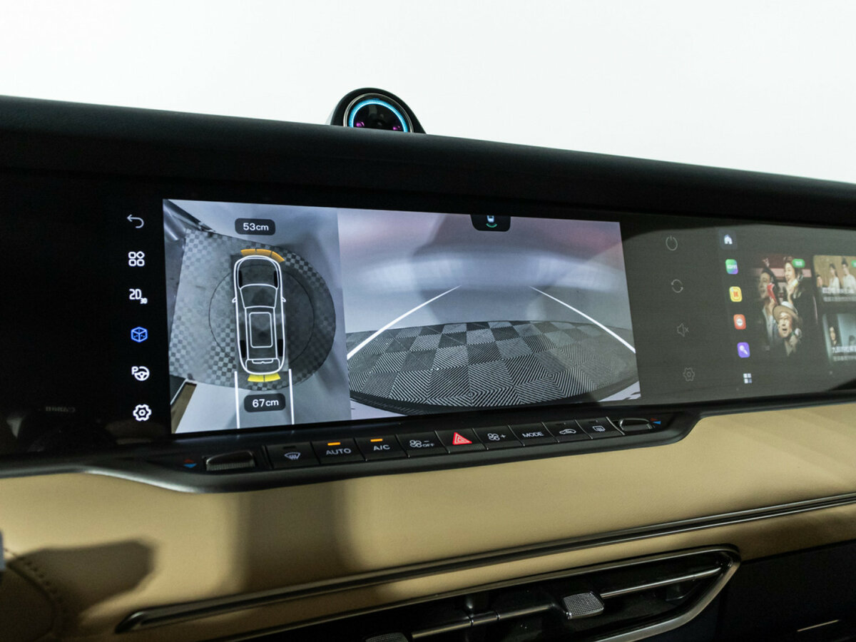 Voyah Free I Рестайлинг, 2023 Фото №15