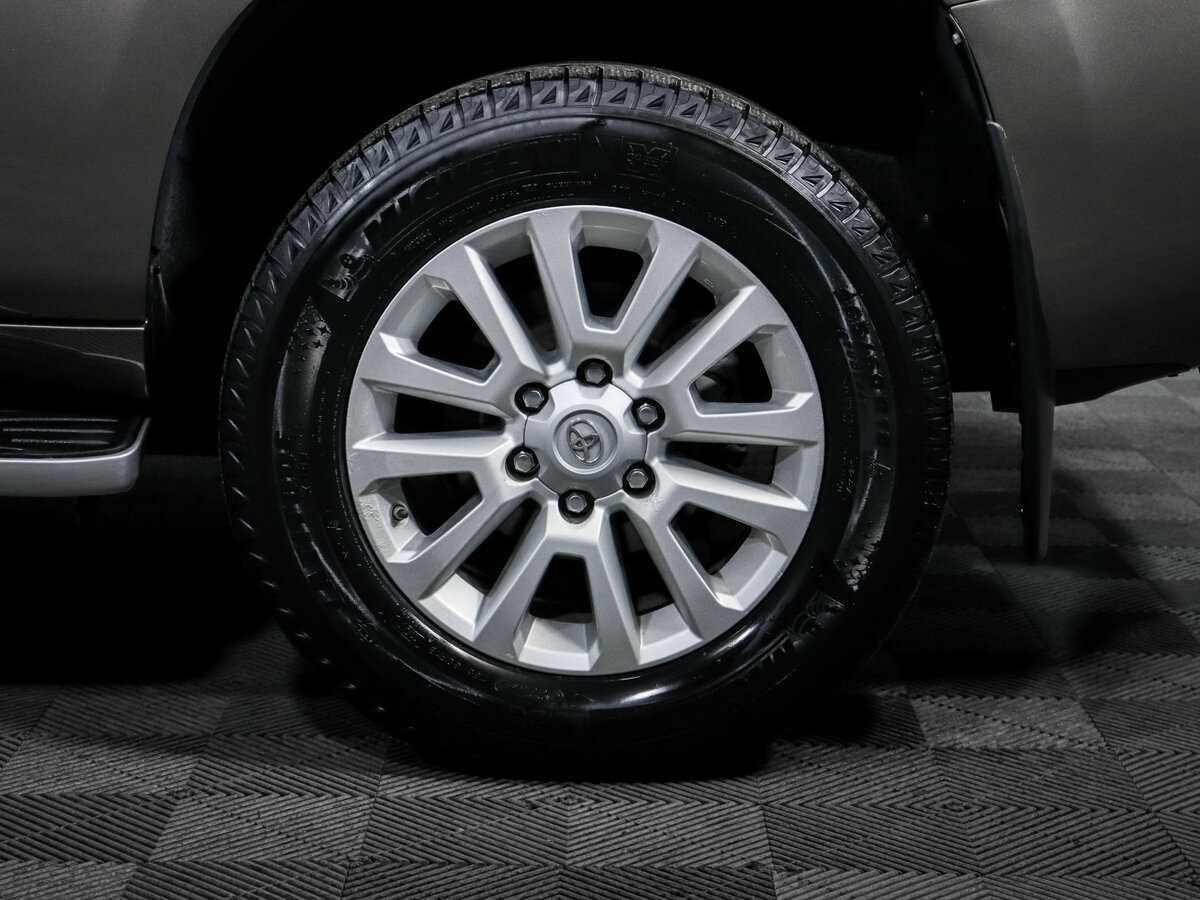 Toyota Land Cruiser Prado 6-speed 150 Series Рестайлинг 1, 2015 Фото №11