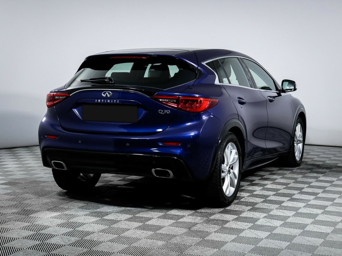 Infiniti Q30, 2017 Фото №4