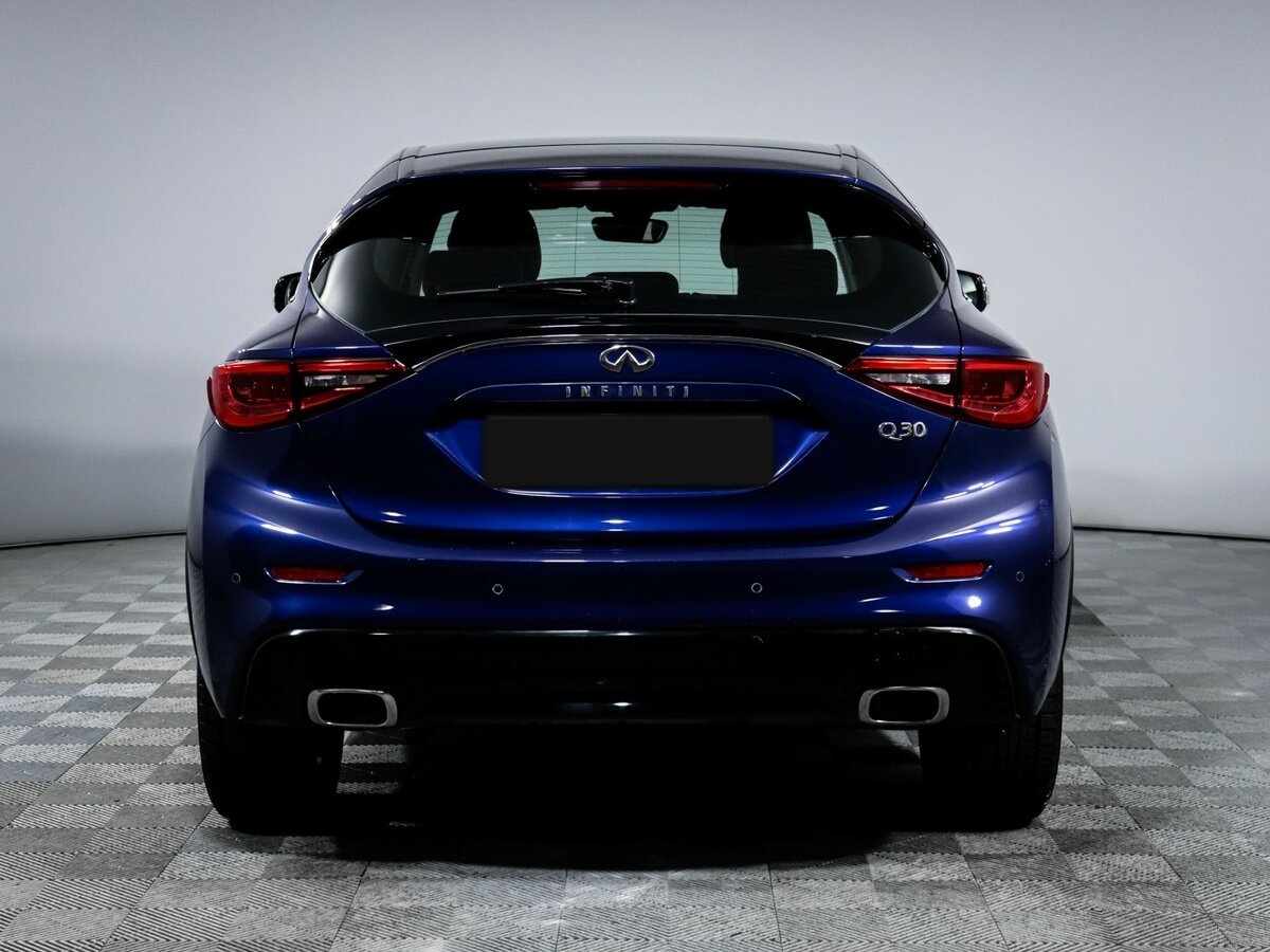 Infiniti Q30, 2017 Фото №5