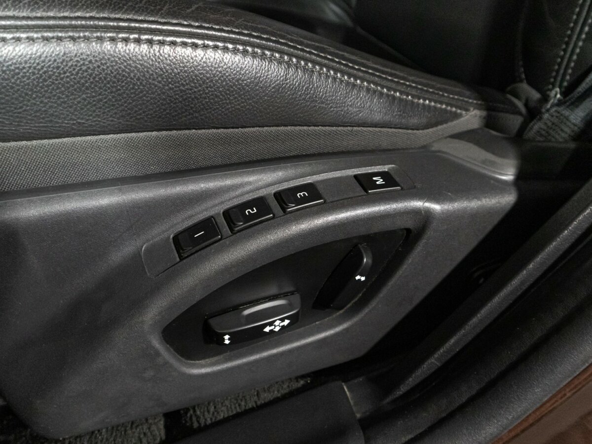 Volvo V60 Cross Country I, 2016 Фото №14