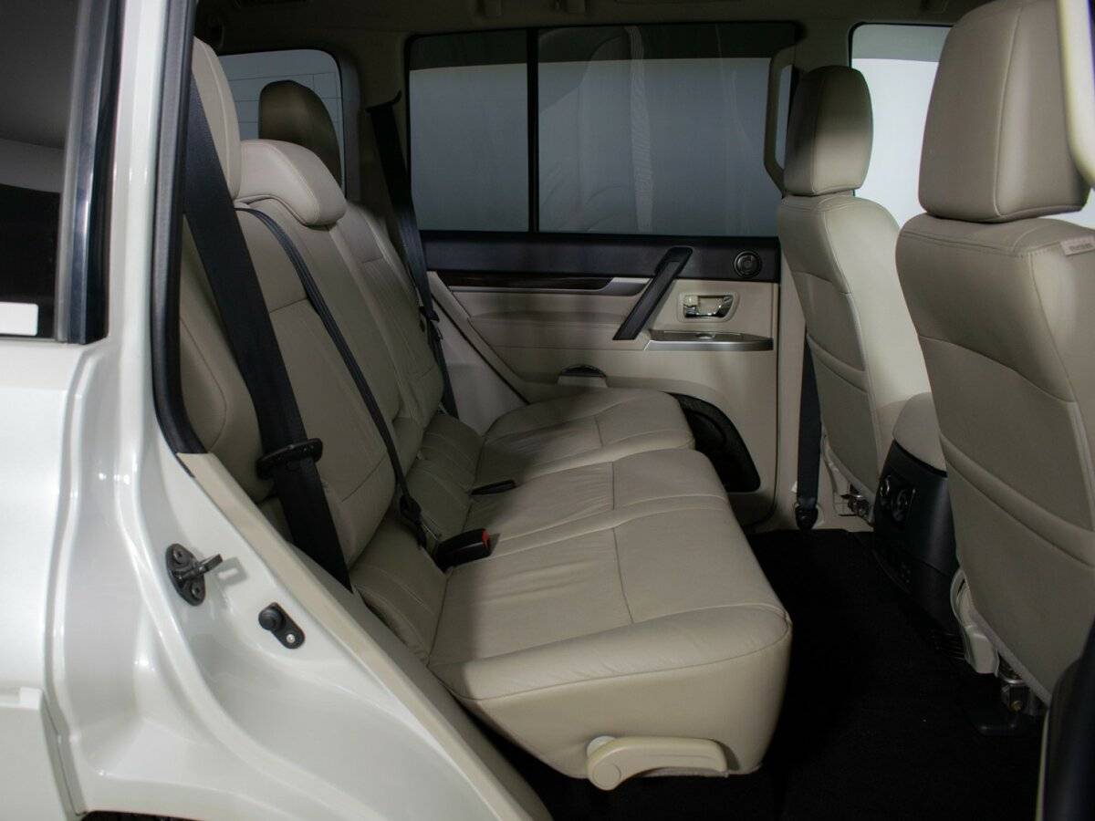 Mitsubishi Pajero IV Рестайлинг 2, 2019 Фото №10