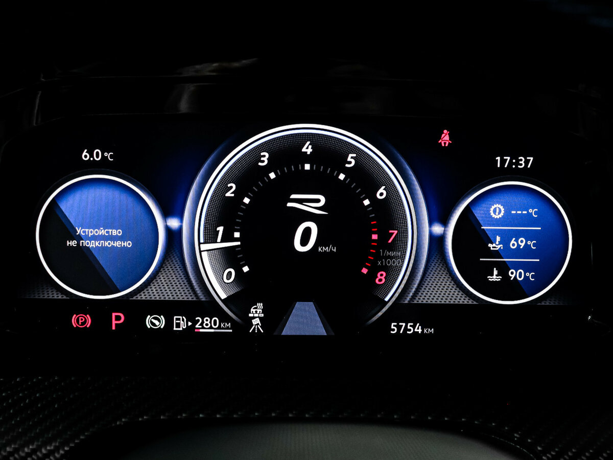 Volkswagen Golf R VIII, 2023 Фото №9