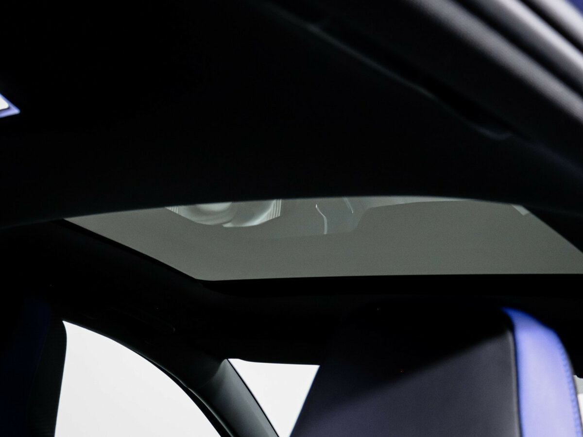 Volkswagen Golf R VIII, 2023 Фото №18