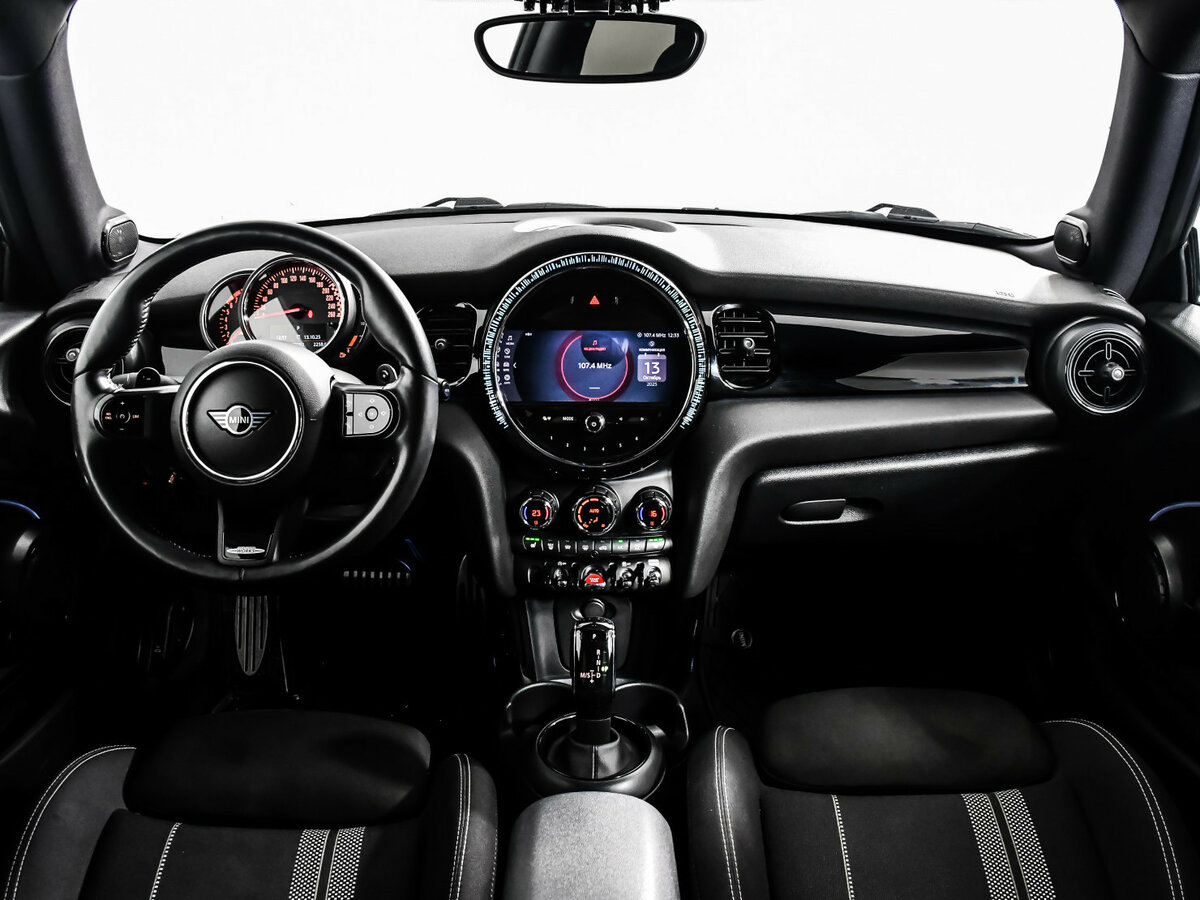 Mini Hatch JCW III (F55/F56) Рестайлинг 2, 2021 Фото №11