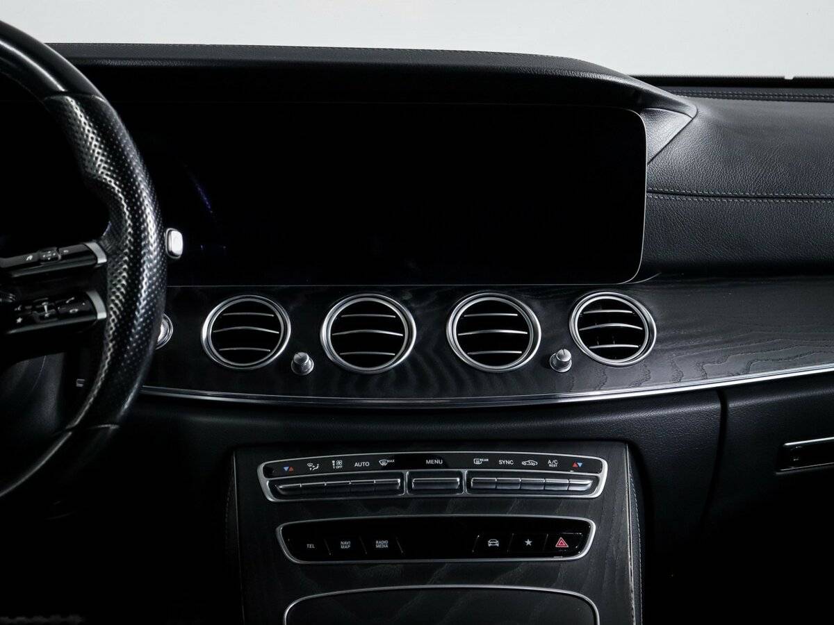 Mercedes-Benz E-Класс 220 d V (W213, S213, C238) Рестайлинг, 2020 Фото №11