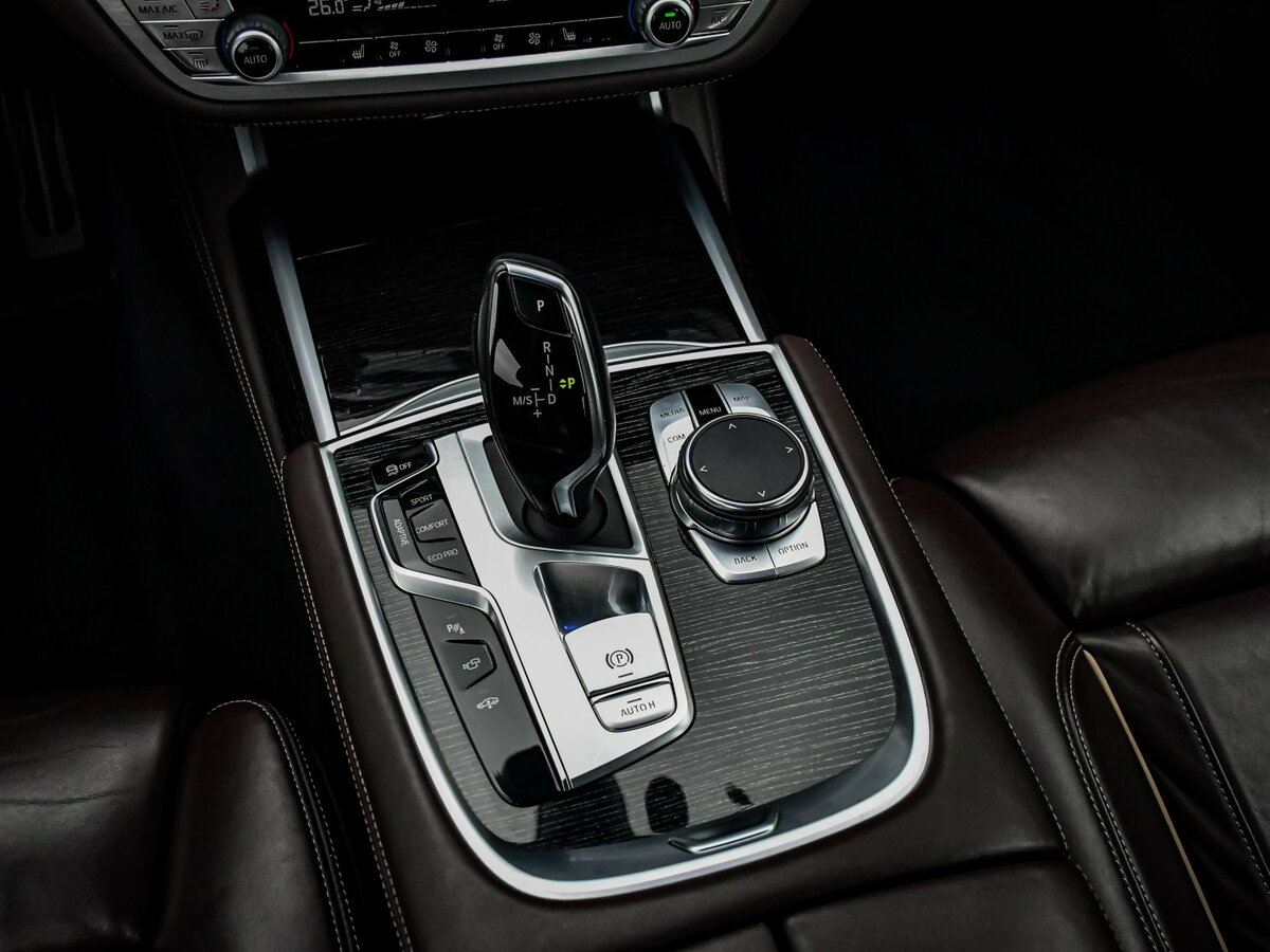BMW 7 серии 740d xDrive VI (G11/G12), 2018 Фото №14