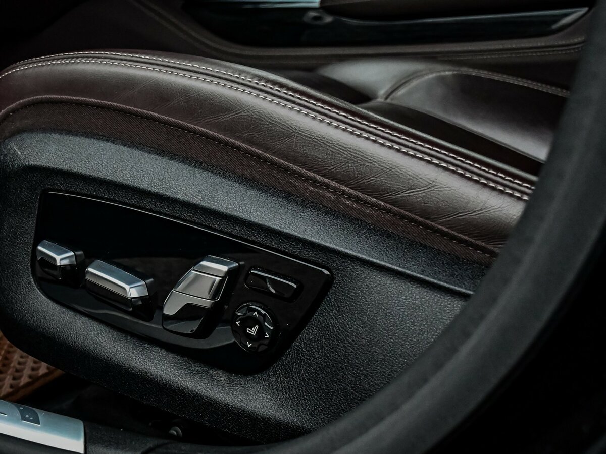 BMW 7 серии 740d xDrive VI (G11/G12), 2018 Фото №18