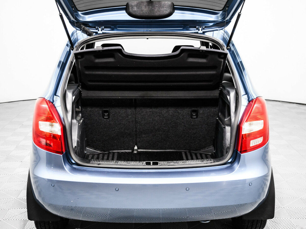 Skoda Fabia II Рестайлинг, 2011 Фото №13