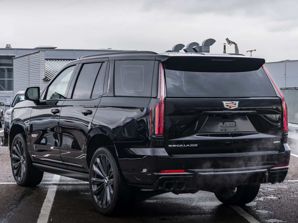 Cadillac Escalade-V I Рестайлинг, 2025 Фото №10