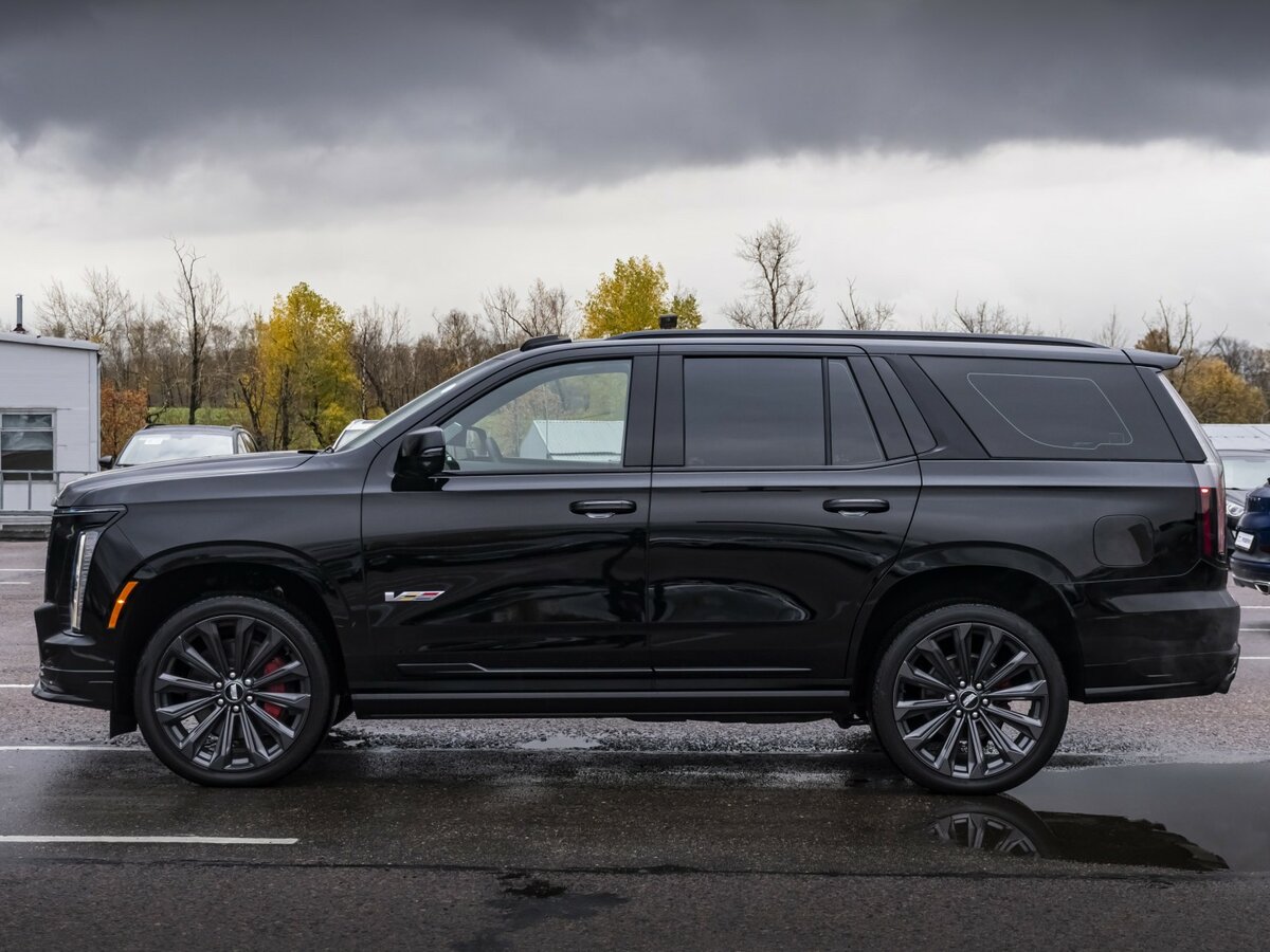 Cadillac Escalade-V I Рестайлинг, 2025 Фото №11