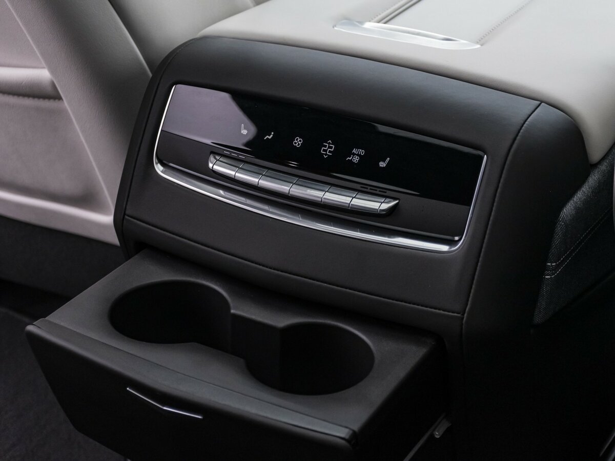 Cadillac Escalade-V I Рестайлинг, 2025 Фото №33