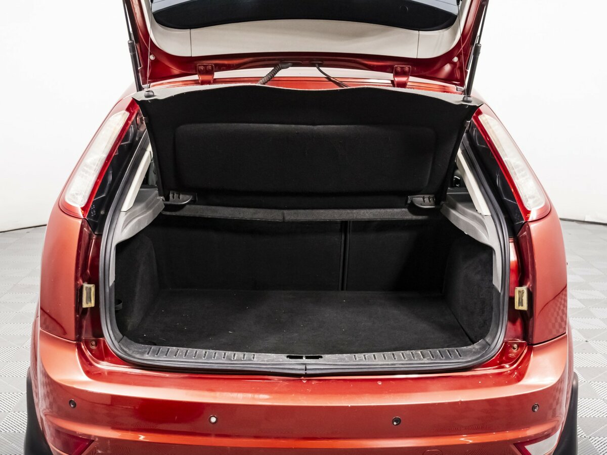 Ford Focus II Рестайлинг, 2009 Фото №12