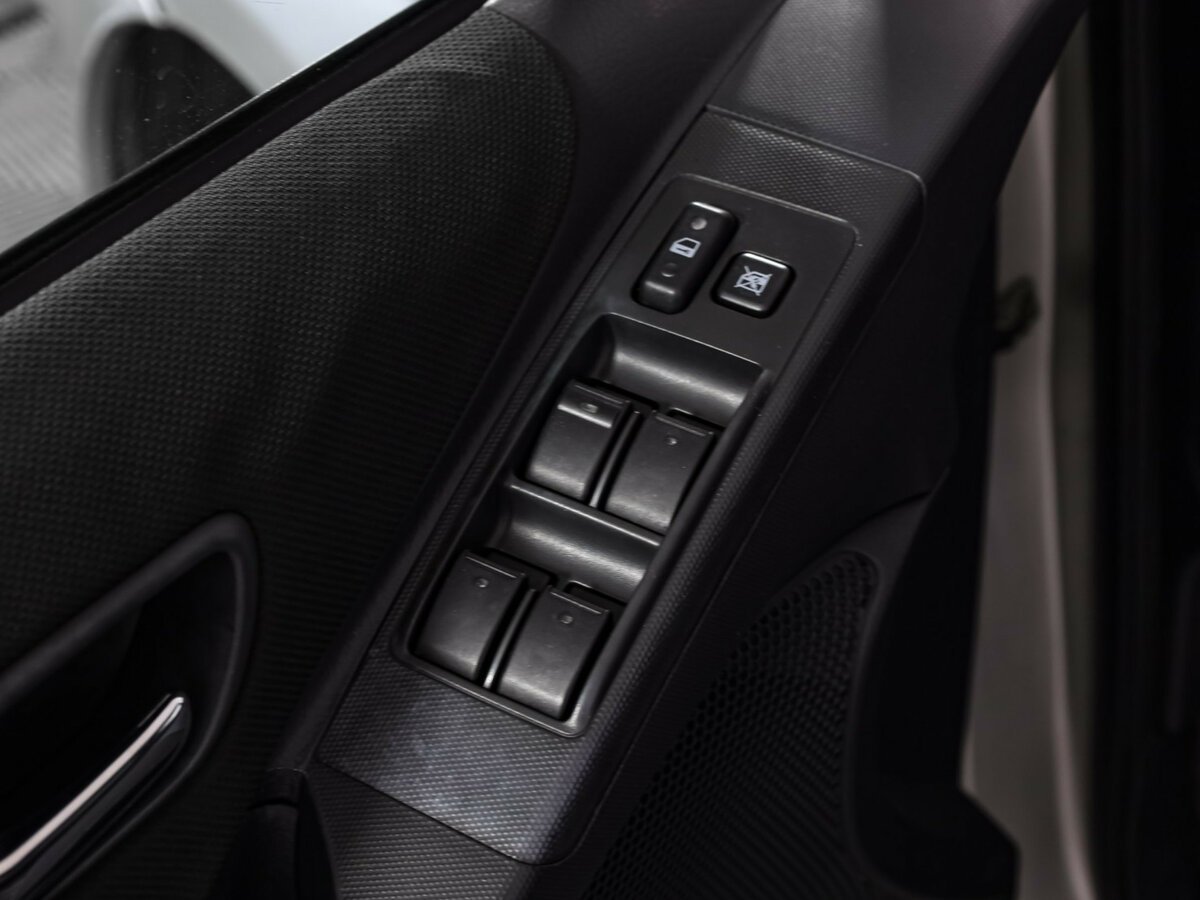 Toyota Corolla Verso I Рестайлинг, 2007 Фото №10