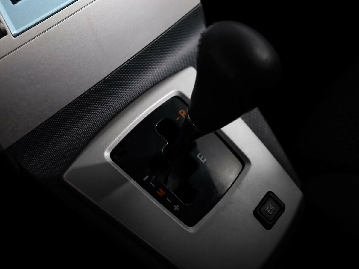 Toyota Corolla Verso I Рестайлинг, 2007 Фото №14