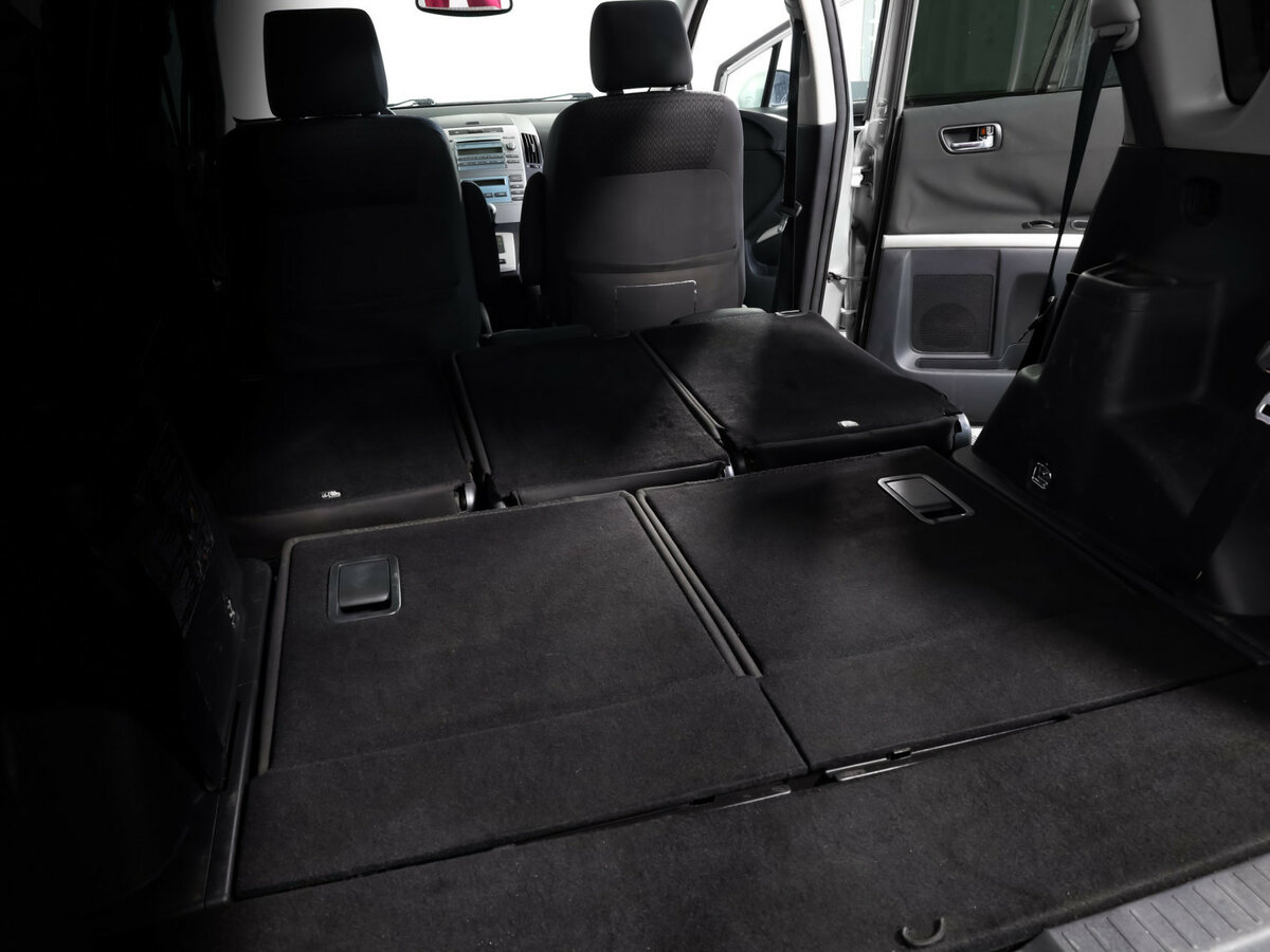 Toyota Corolla Verso I Рестайлинг, 2007 Фото №25