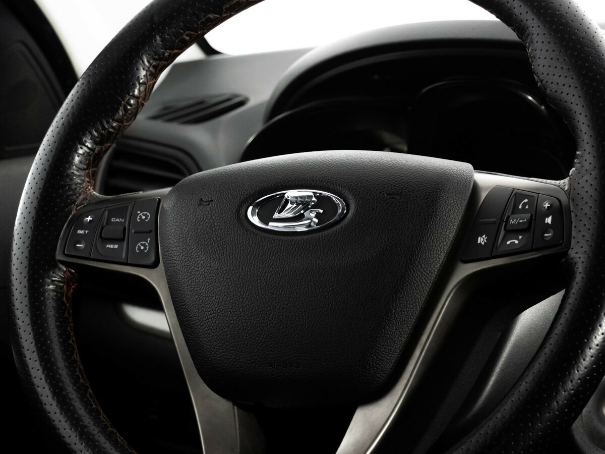 Lada (ВАЗ) Vesta I, 2017 Фото №9