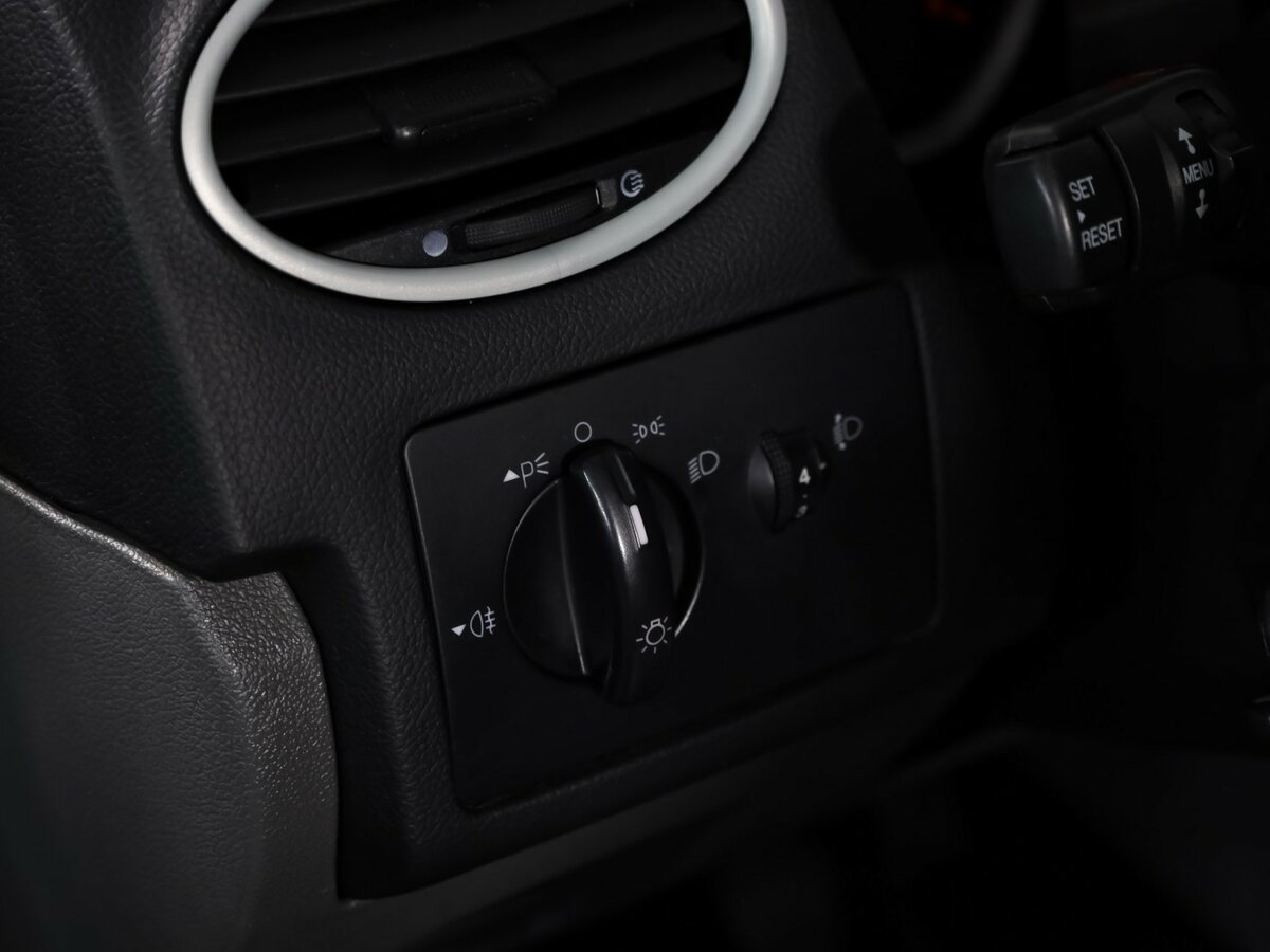 Ford Focus II Рестайлинг, 2011 Фото №13