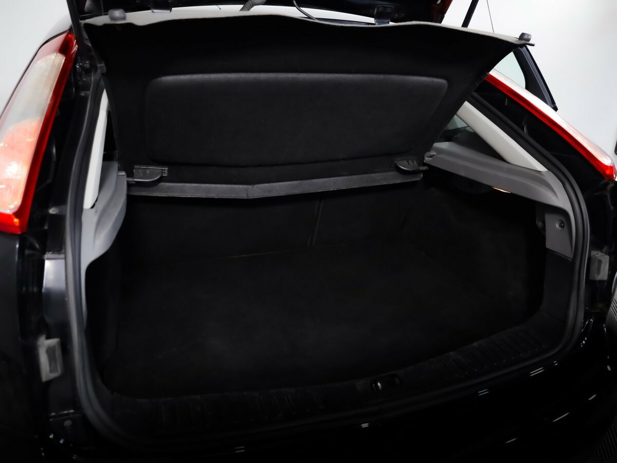 Ford Focus II Рестайлинг, 2011 Фото №22